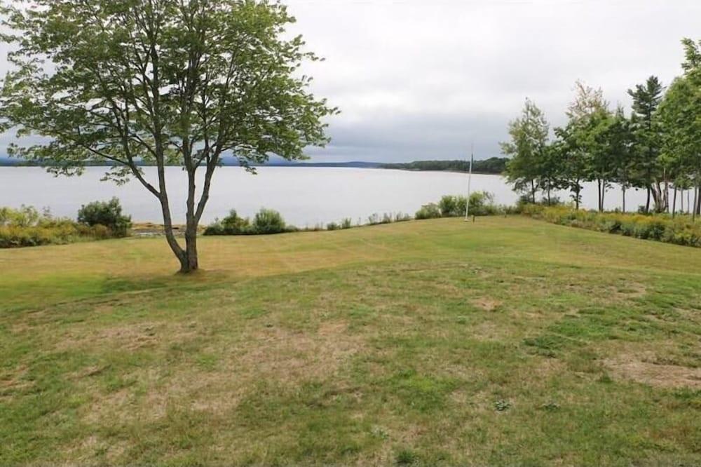 Cadillac Views Property Grounds