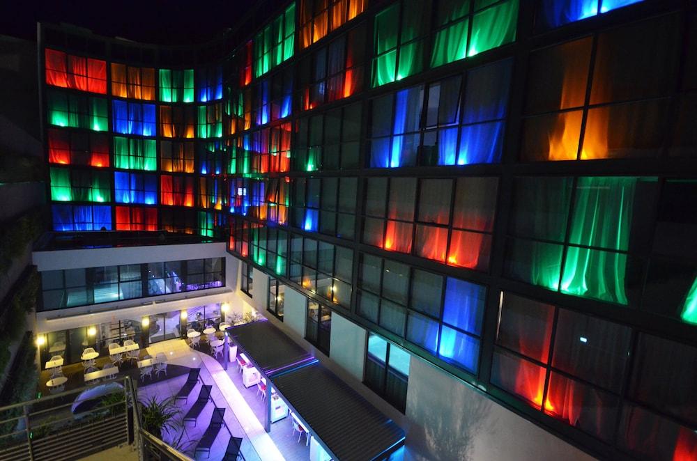 هوليداي إن ديجو بايباي آيتش جي