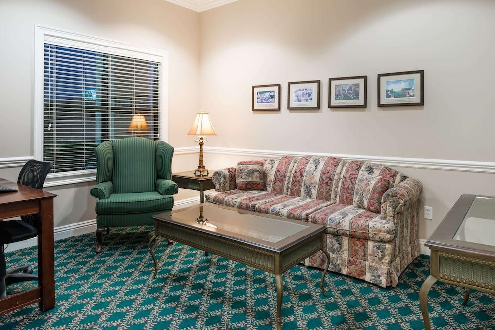 دايز إن باي ويندام بادوكا آي-24 إكزيت 4 الردهة