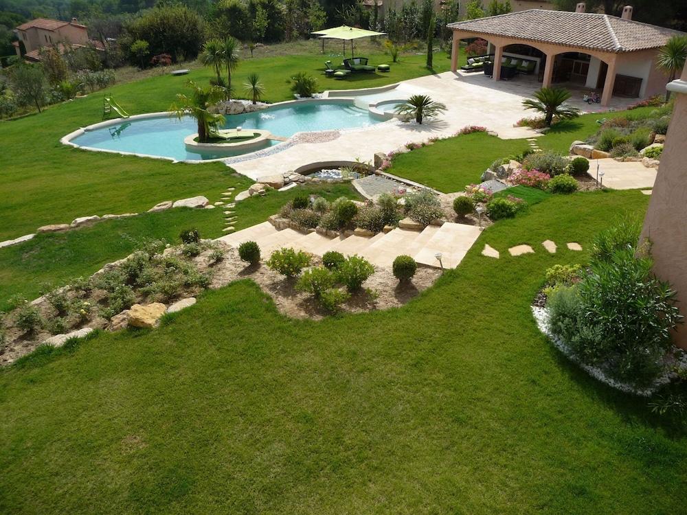 هافر دي بايكس  5 إيتول برستيج جاكوزي، هامام، ساونا، بيسين تشاوفي موجين كان غراس المنطقة الخارجية