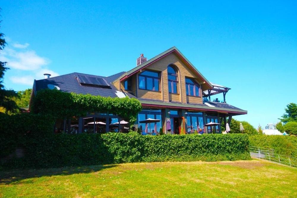 سبيناكرز برو بب آند جيست هاوس المنطقة الخارجية