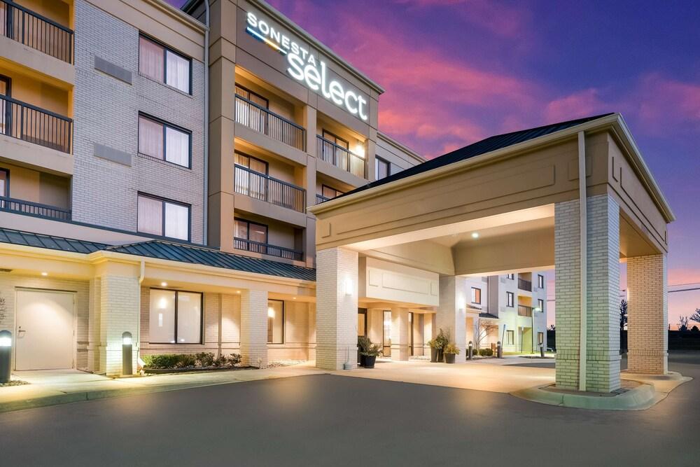 سونيستا سيليكت دترويت نوفي