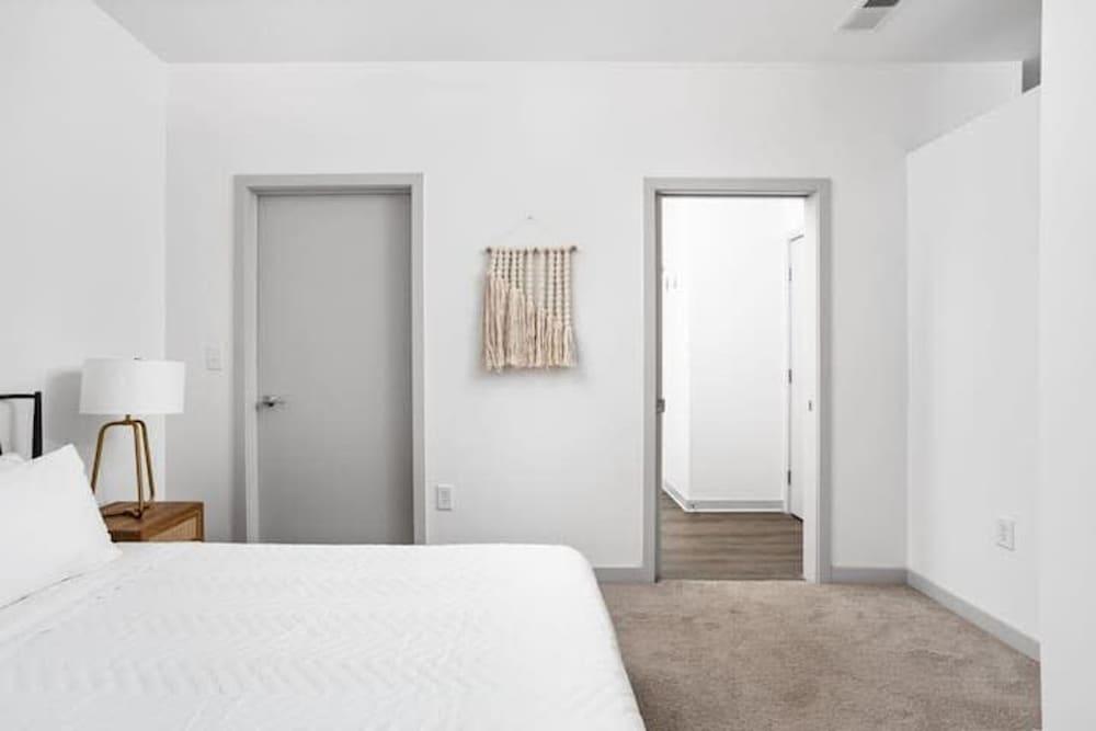 كوزيسويتس آي ستيليش 1 بد روم بوتلوركس إندي 3 غرفة