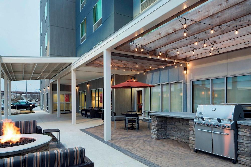 تاون بليس سويتس باي ماريوت أوستين راوند روك