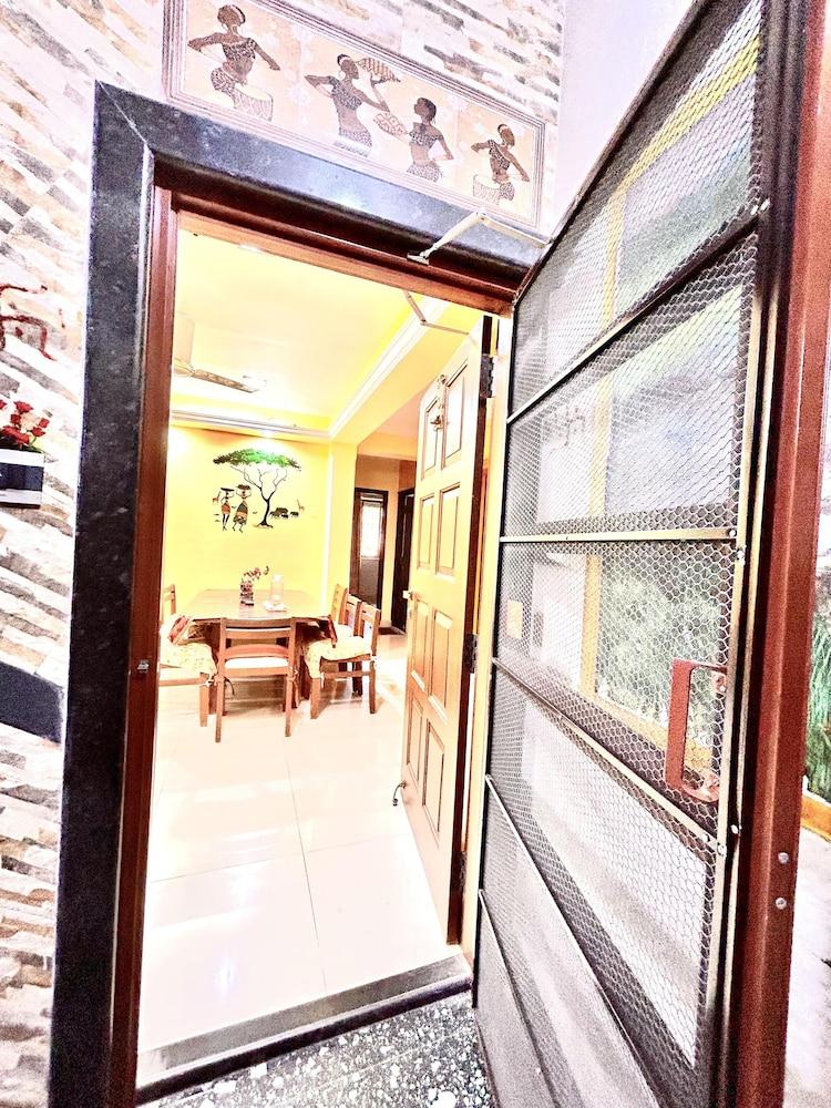 Remarkable 3-bed Apartment in Panjim Property Grounds