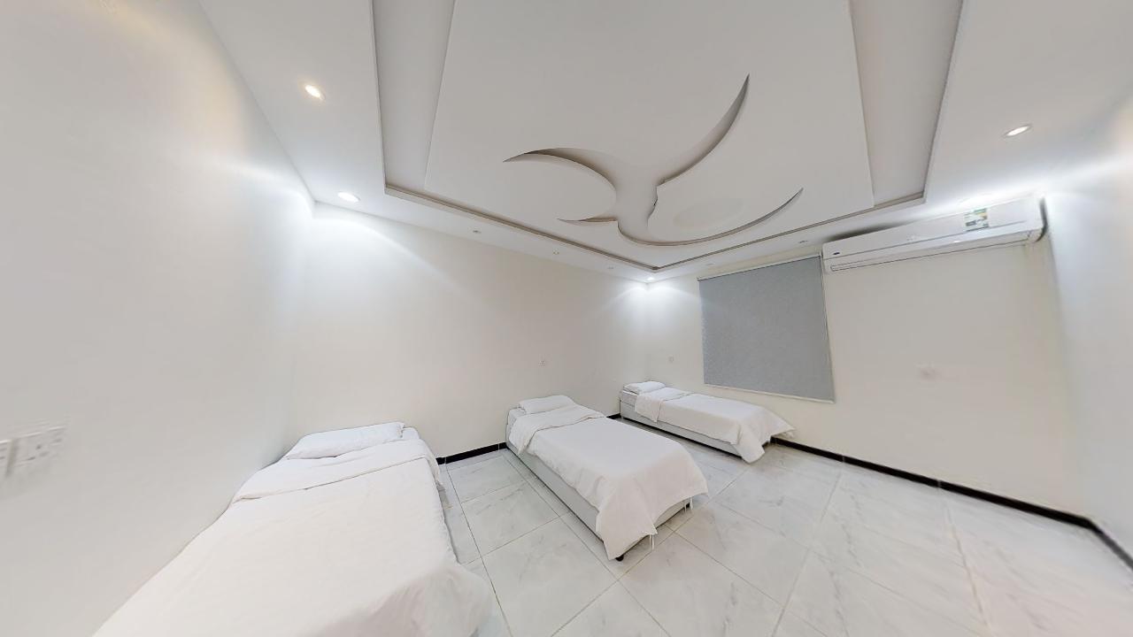 Comfy Chalet with Comfortable and Simple Furniture | 1378 Bedroom