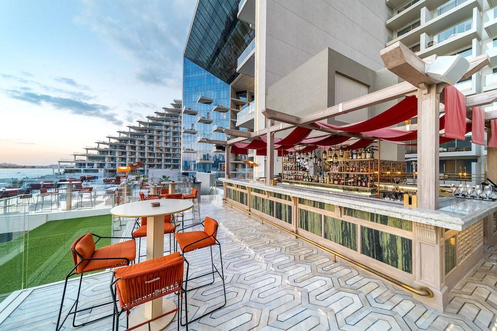 منزل بلاتينوم للعطلات في فايف ريزيدنسيز نخلة جميرا دبي المنطقة الخارجية