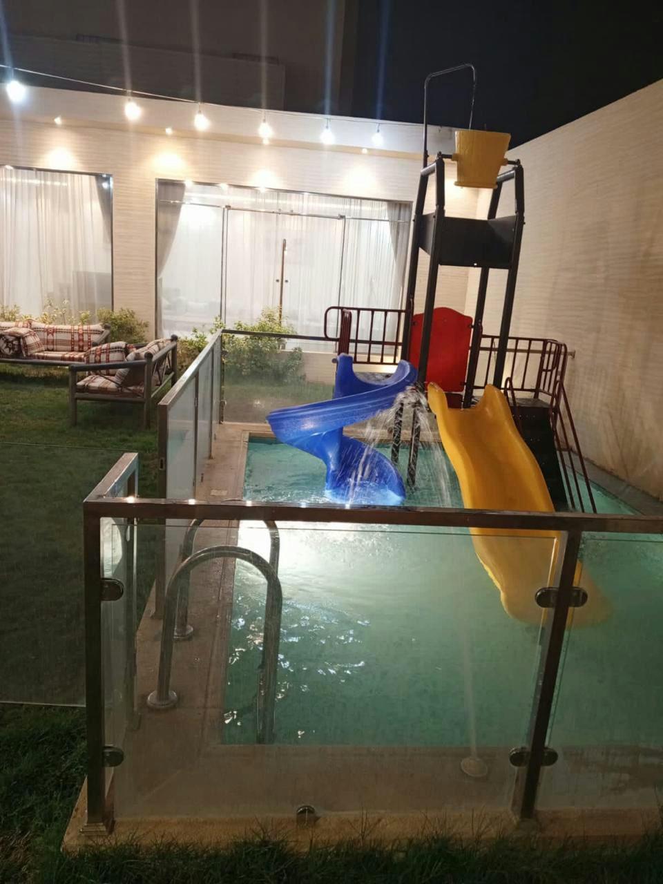 Elegant Chalet with Comfortable and Simple Furniture | 4847