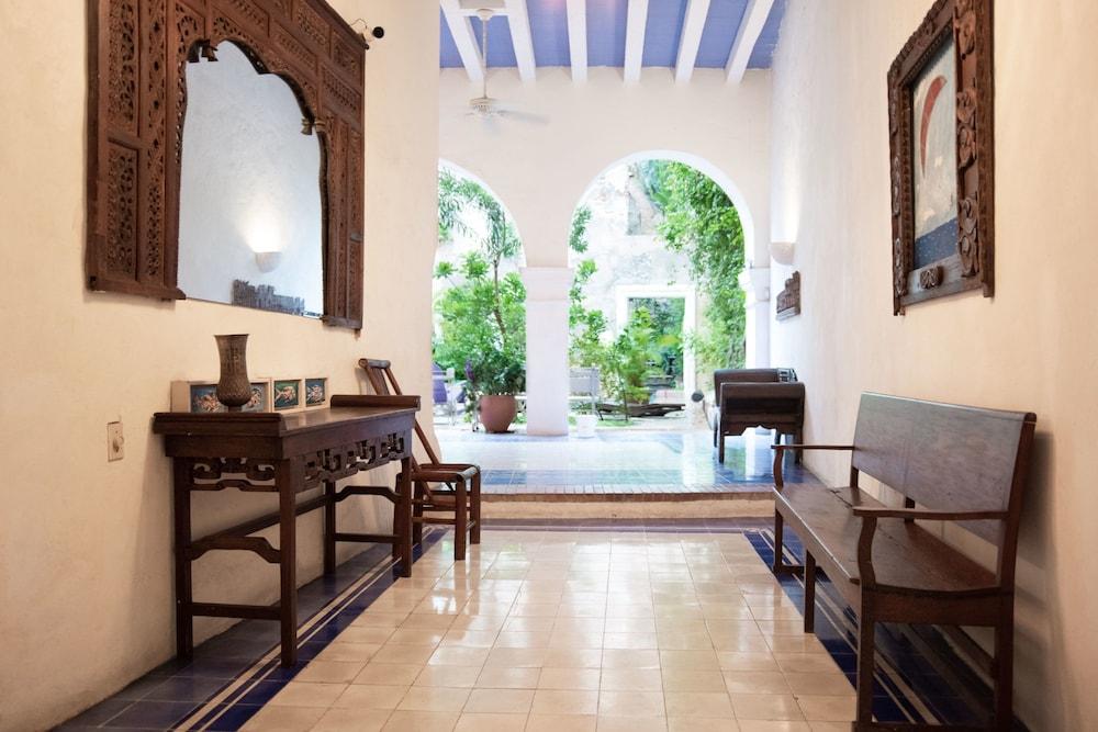 Fantastic 5BR House With AC in Cartagena Room