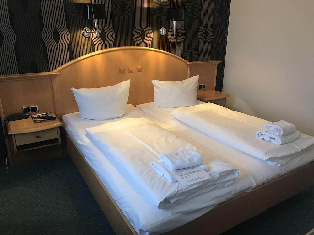 هوتل برلين  إن زوسين