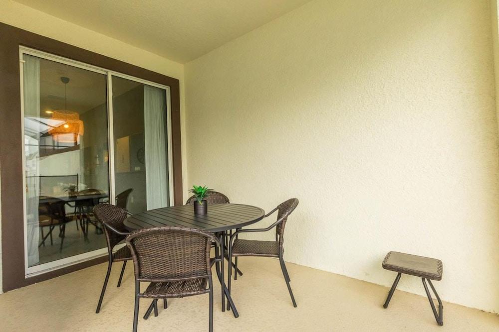 8924 اس ديس - لاكوري ر بد روم تاون هوم برايفت بول غرفة