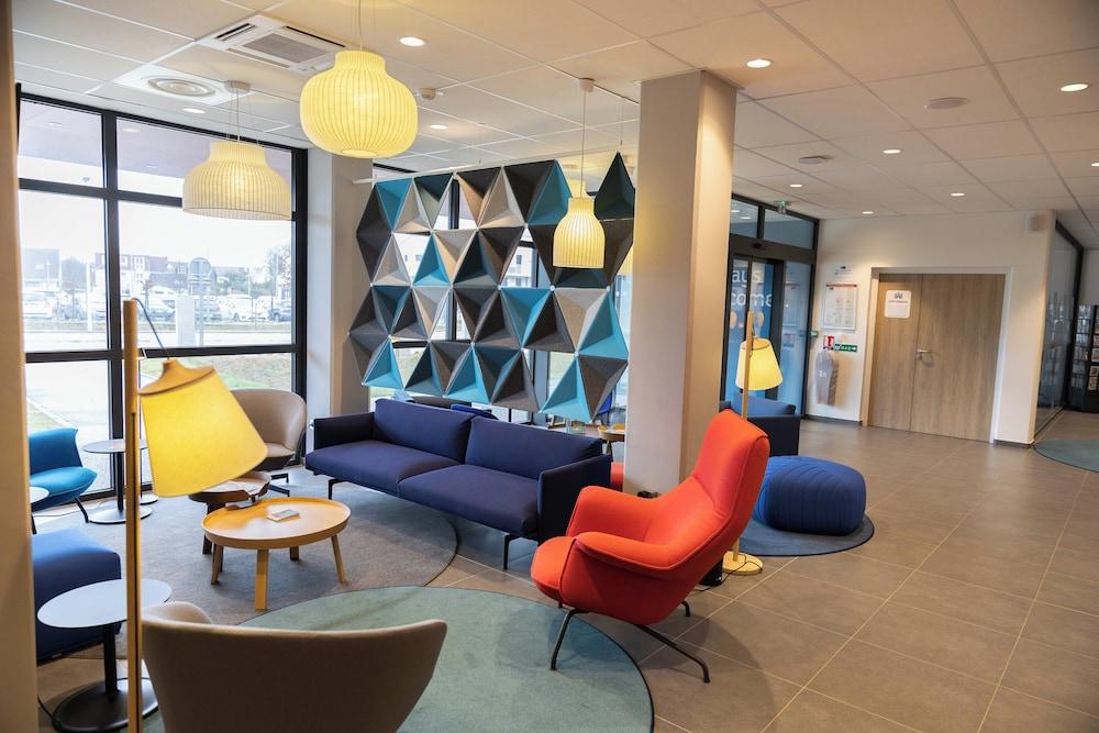 هوليداي إن إكسبرس كان إبروربا باي آيتش جي المنطقة الخارجية