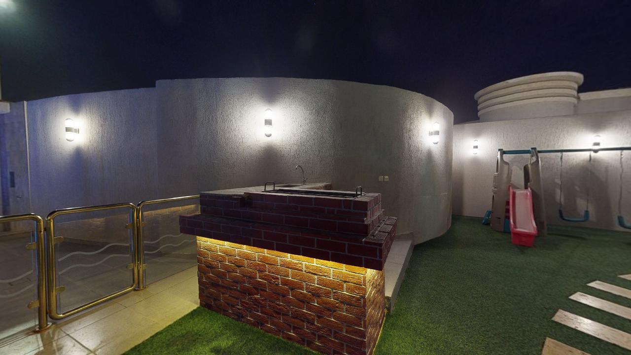 Comfy Chalet with Pool | 970 BBQ/Picnic Area