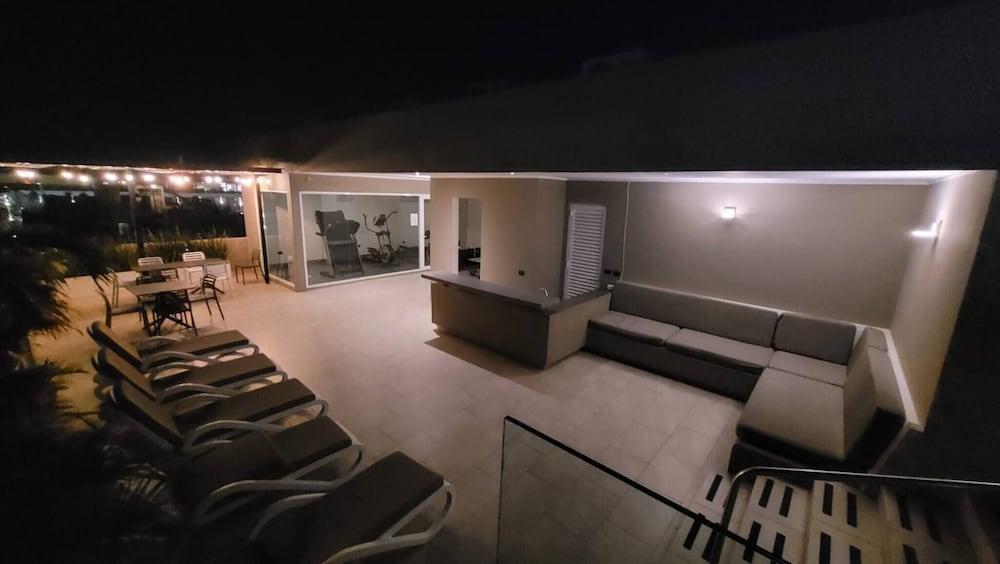 بيوتيفول أبارتمنت إن ت5تا إ ٔ، نير تو ذا بيتش داخلي