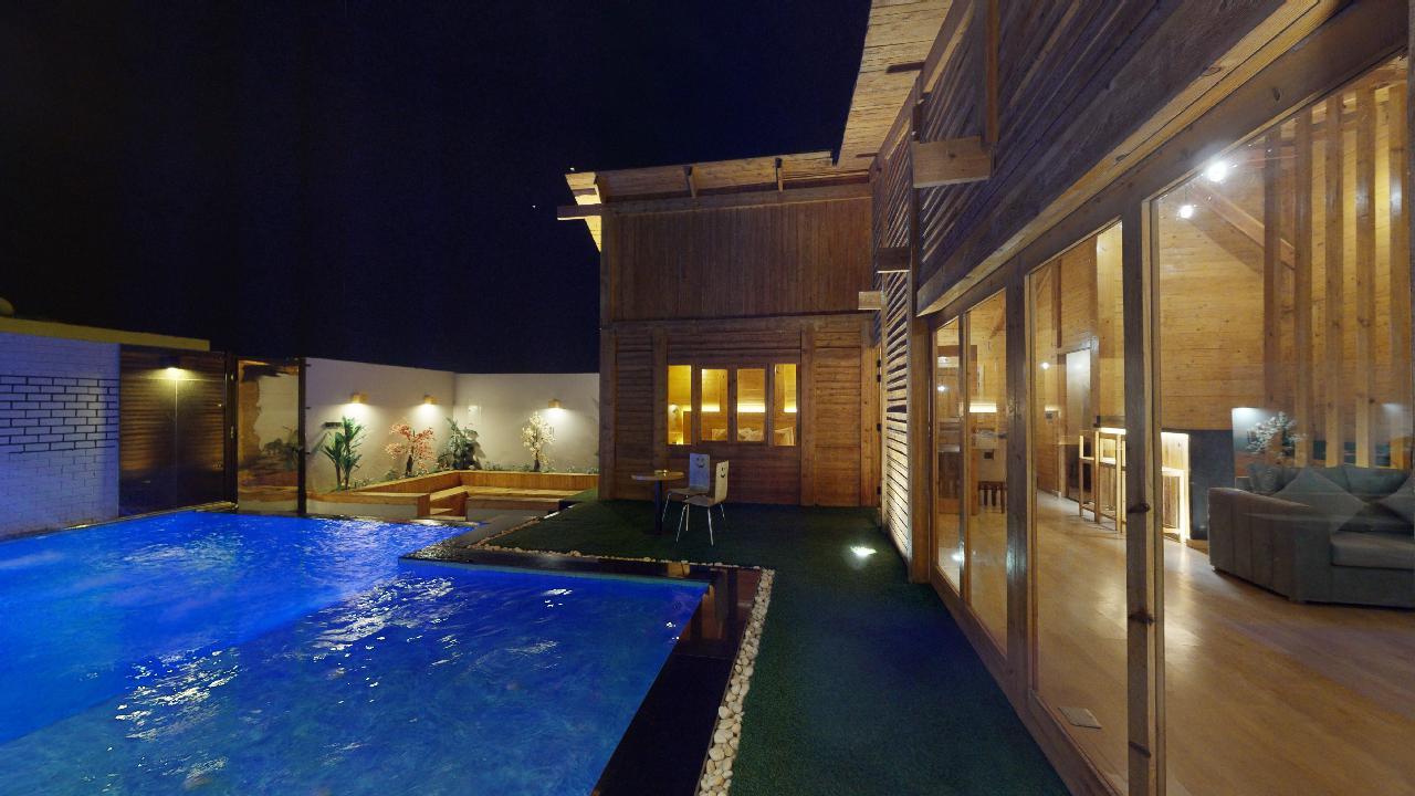 Amazing Chalet with Pool | 652