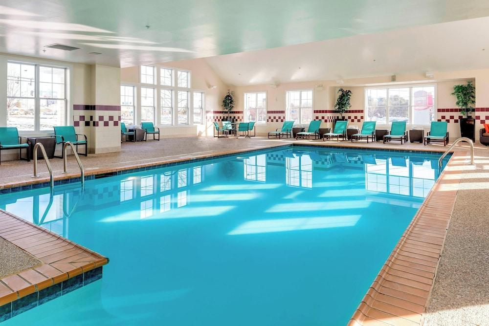 ريذيدنس إن باي ماريوت آوبيرن زحليقة مائية