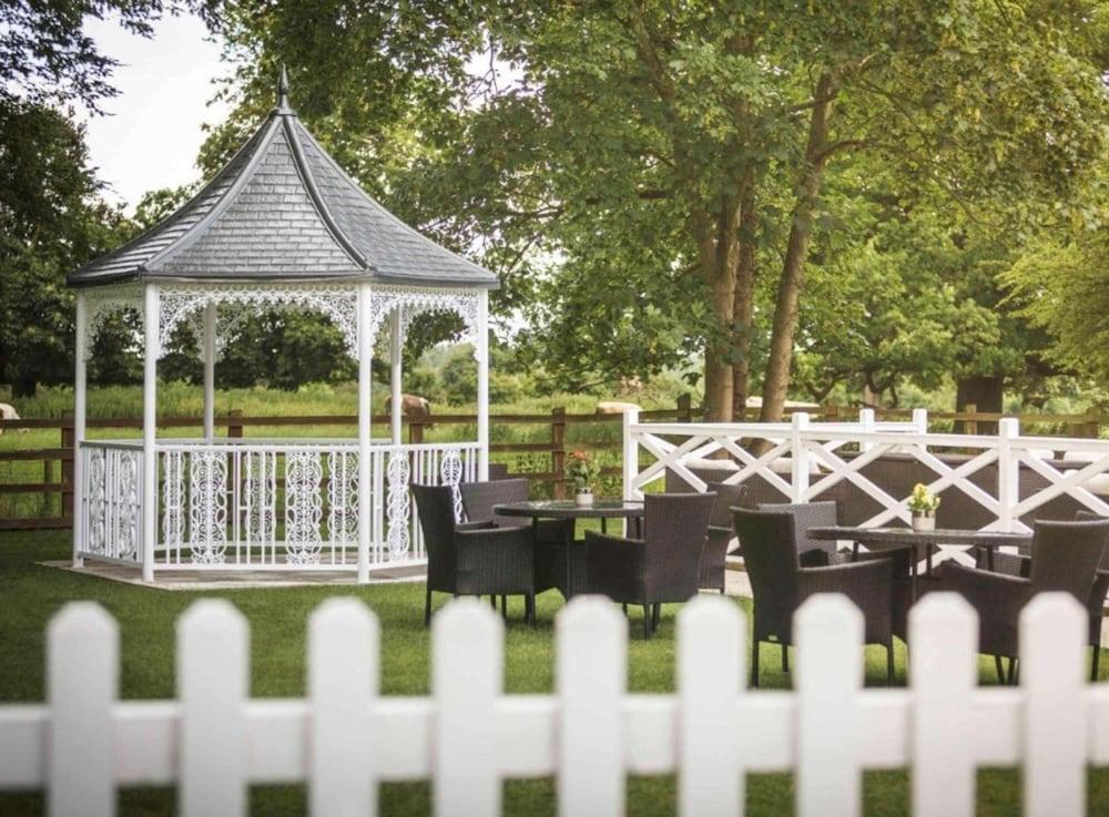 وورلد هوتلز ديستينكتيف ووتون هاوس هوتل المنطقة الخارجية