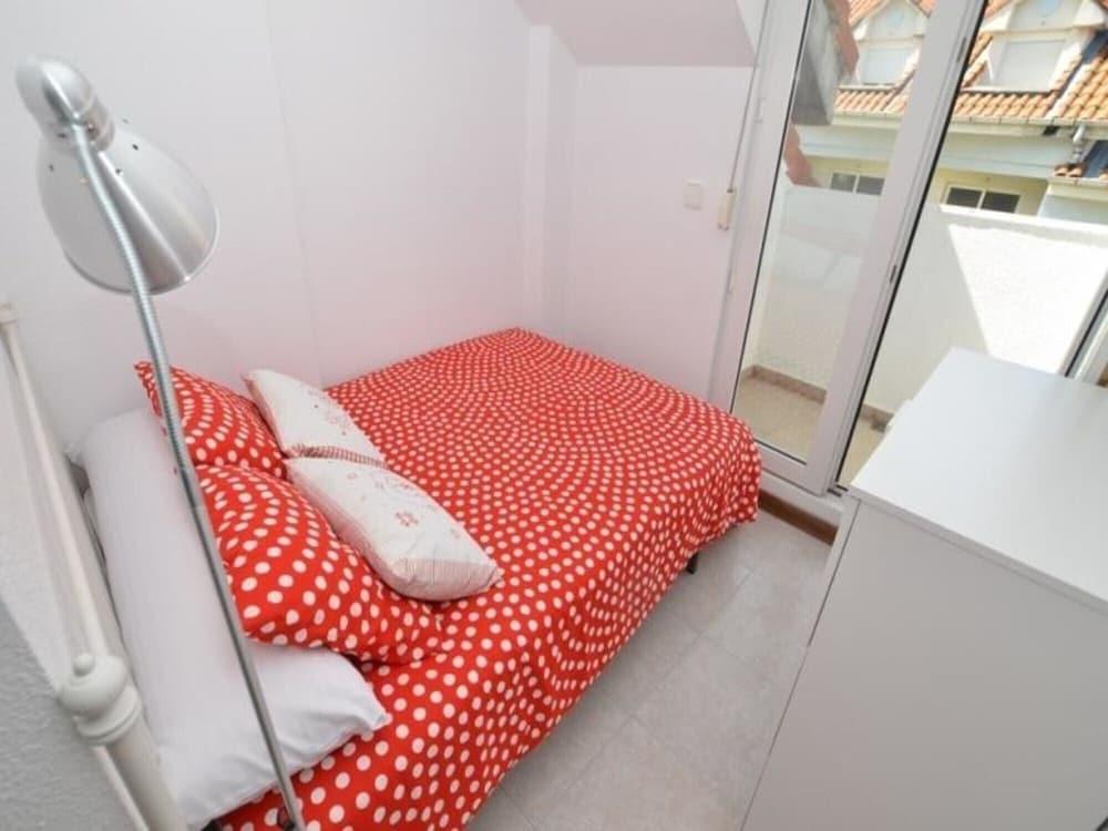 أبارتمنت إن آيسلا، كانتابريا 102778 باي إم أو رنتالز غرفة