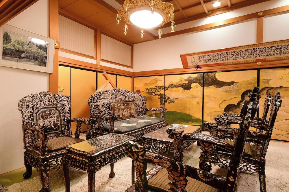 Sojiin Lobby