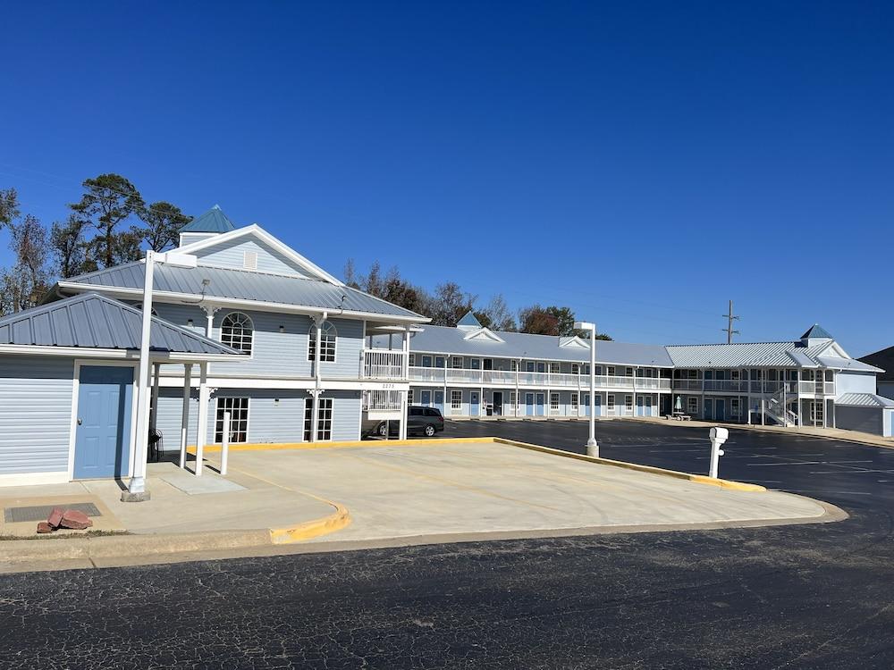 Key West Inn - Millbrook Featured Image