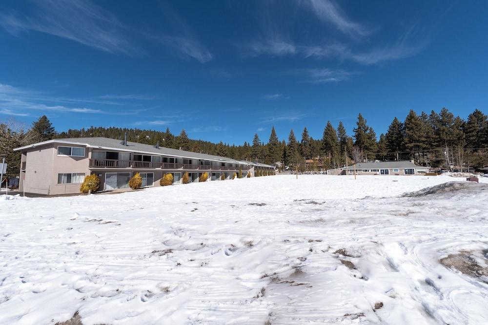 Tahoe Sands Resort Exterior