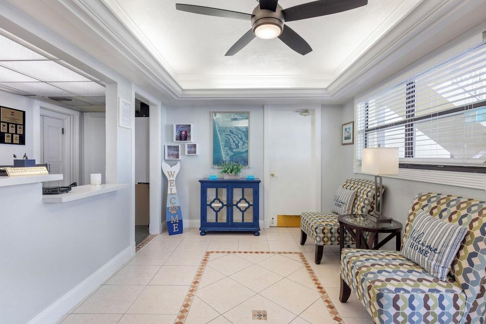 هيلتون فاكيشن كلوب شارتر كلوب نابلز باي منطقة الاستقبال