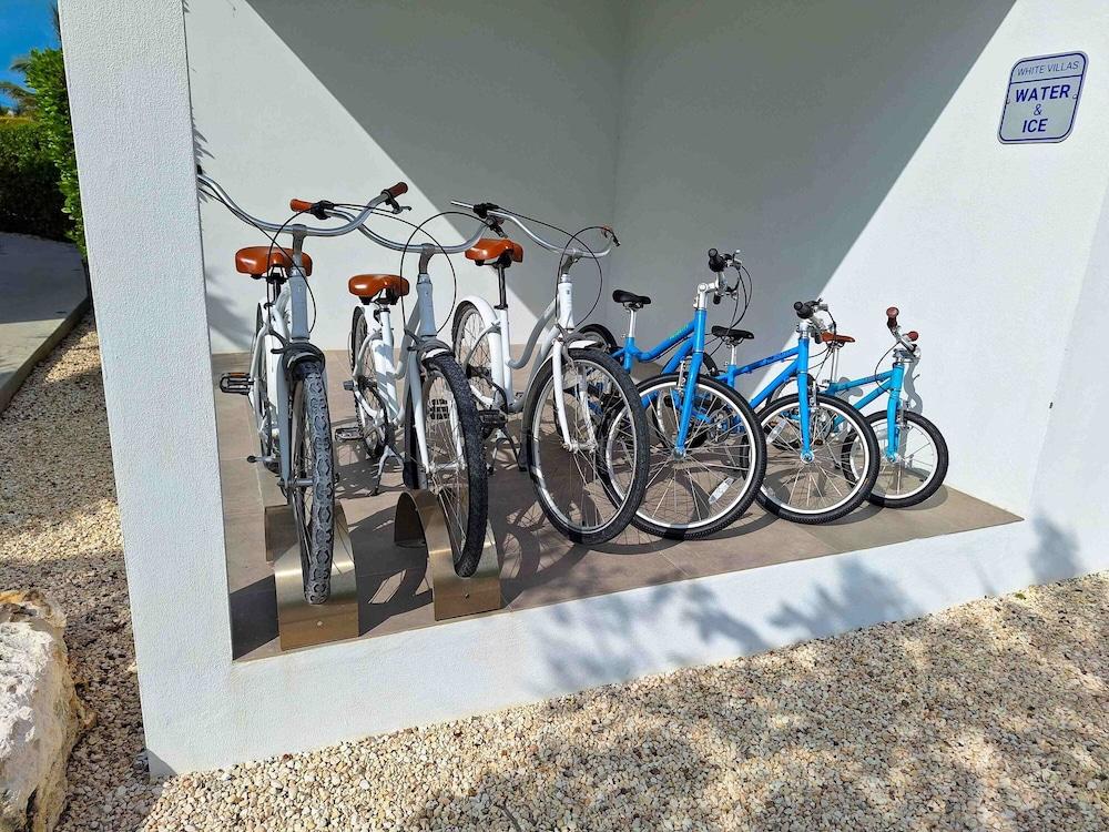 بيتش سايد فيلا، آمايزينج فيوز، هوتل أمينيتيز في5 المنطقة المحيطة بالمنشأة