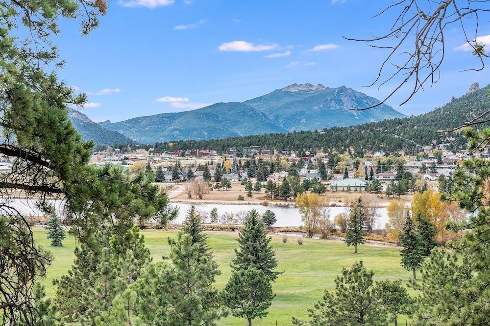 فيستا أوف ليك إستس - إيف نمبر 3269 4 بد روم هوم باي ريدآونينغ المنطقة المحيطة بالمنشأة