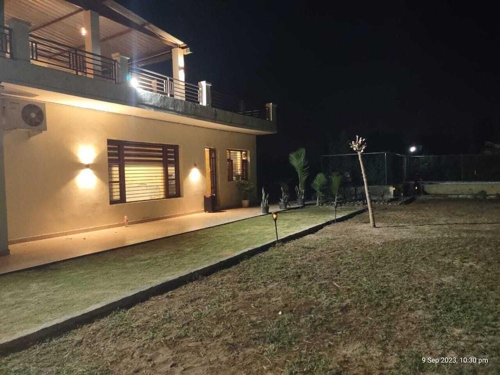 إيه هوهولز آند ريزورتس - شانديجار بانشكولا المنطقة الخارجية