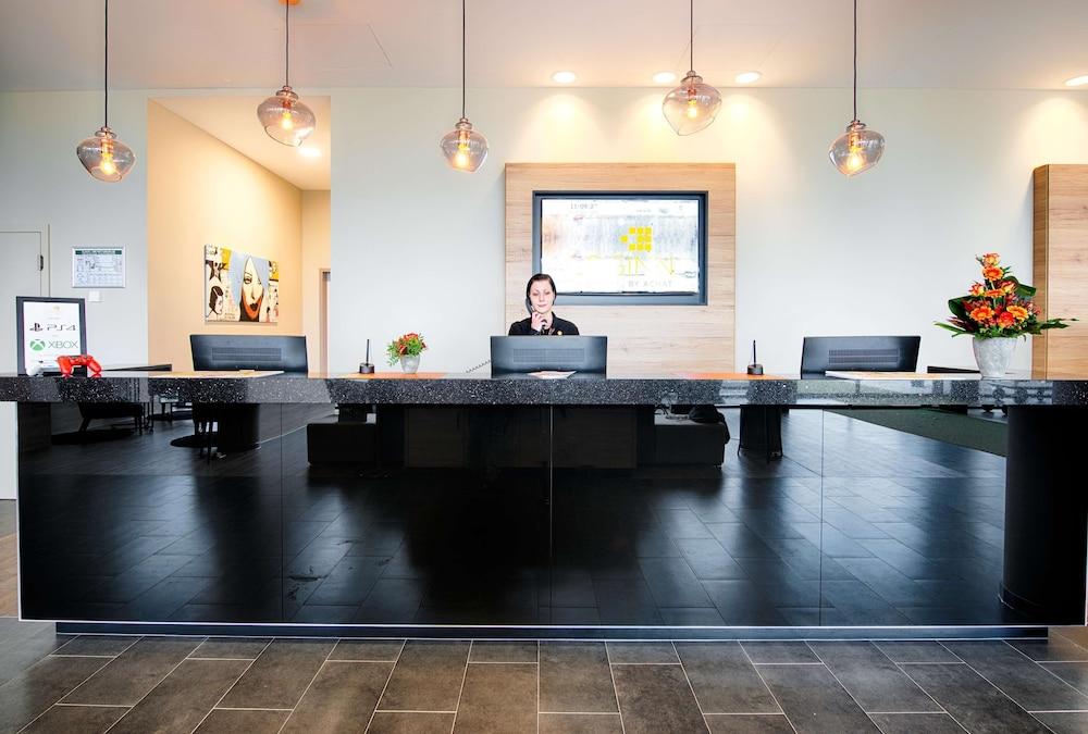 فندق لوجين في لايبزيغ الردهة