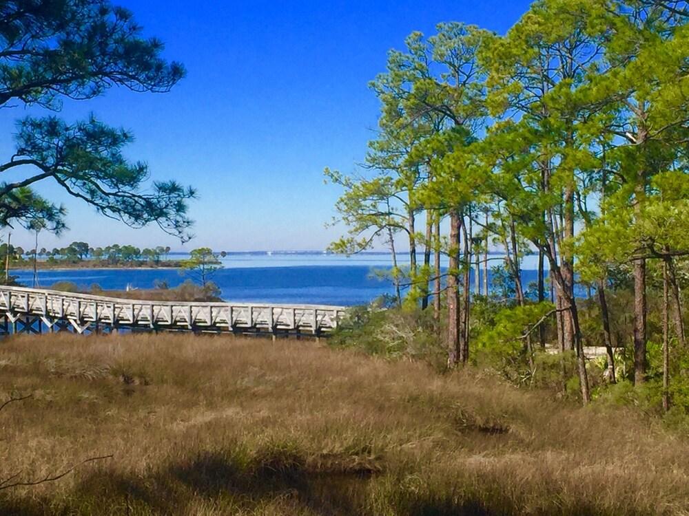 My Happy Place in Baypine 8863 at Sandestin by Destin Getaways Beach