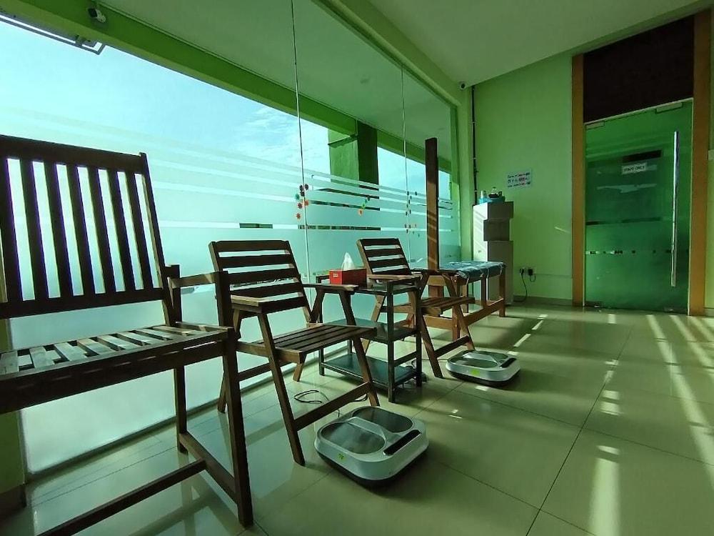 هوتل أو سيريمبان نير سنوليم واندرلاند فورميرلي إاا يوتيل الردهة