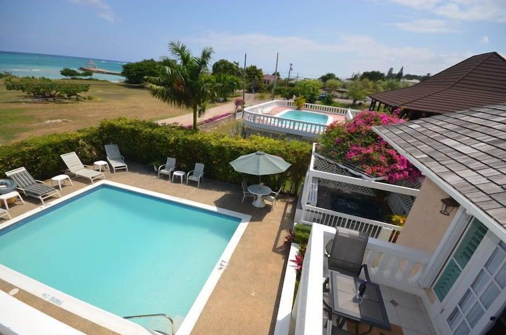 Primrose Path, Silver Sands 5 BR Outdoor Pool