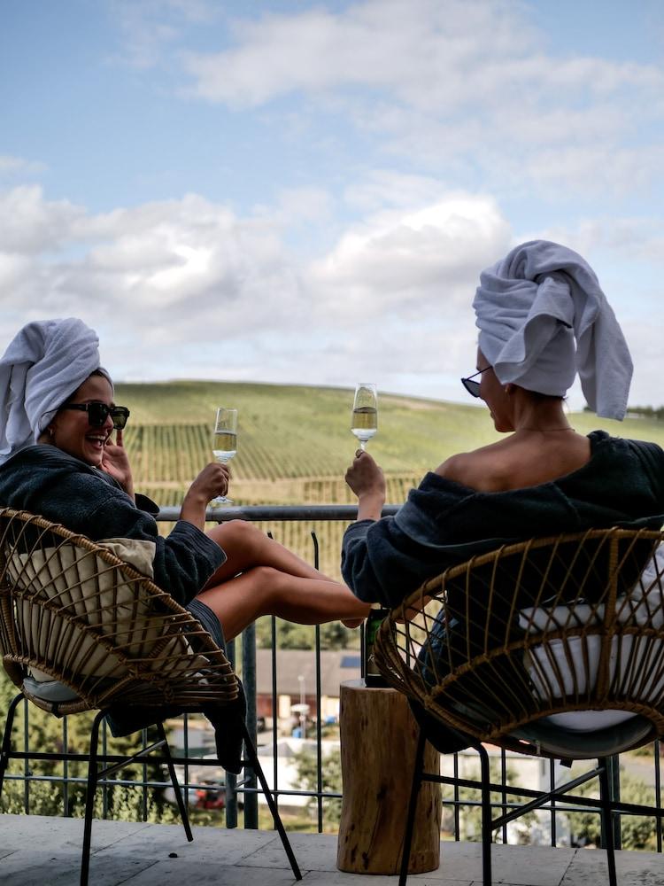 مانا ليسا بوتيك هوتل