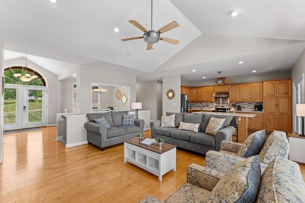 كول بريز باي أفانتستاي بوت رامب هوت توب غرفة