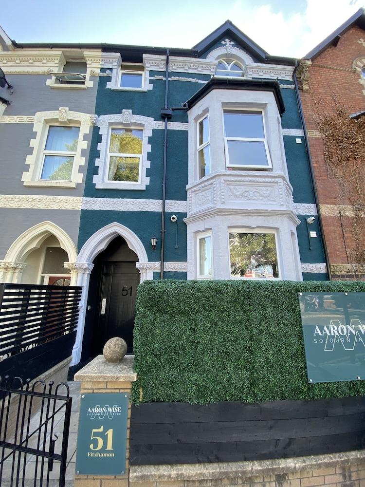 آرون وايز - 51 فيتزهامون