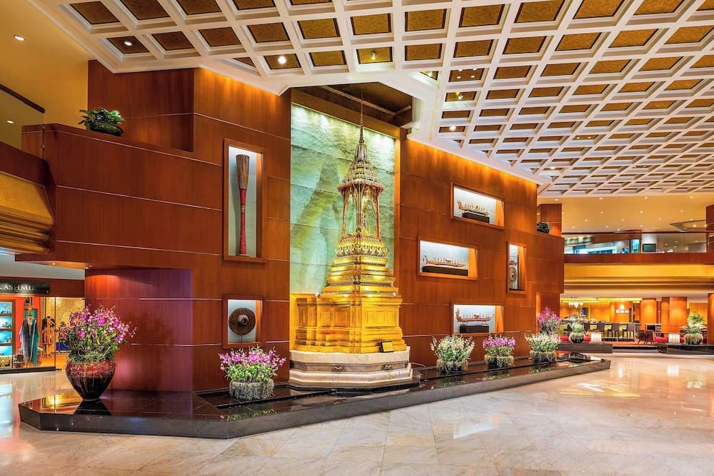 Royal Orchid Sheraton Riverside Hotel Bangkok Lobby
