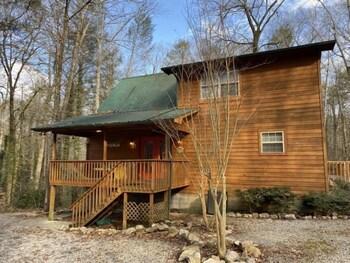 A Nature's Delight - 3 Bedrooms, 2 Baths, Sleeps 6 Cabin by Redawning