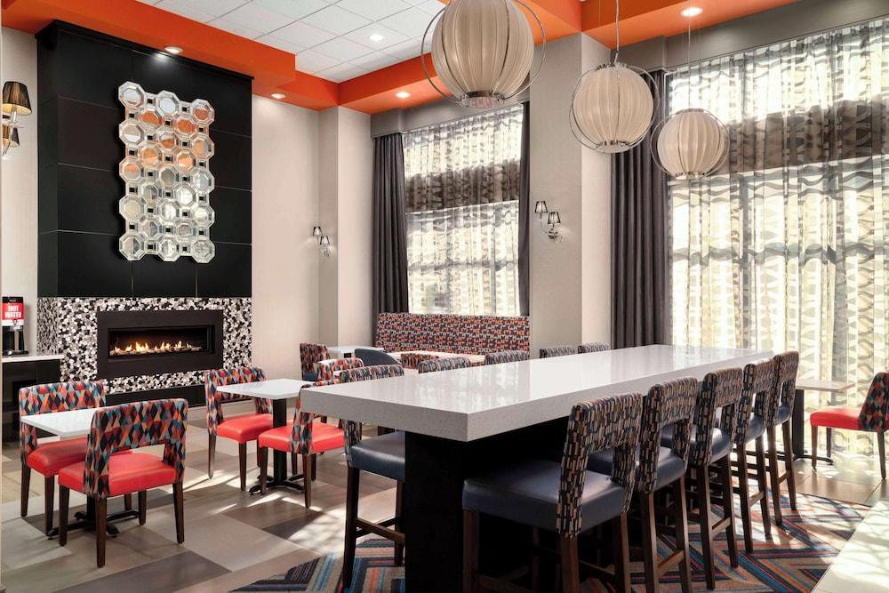 هامبتون إن ستافورد /كوانتيكو آند كونفرانس سنتر الردهة