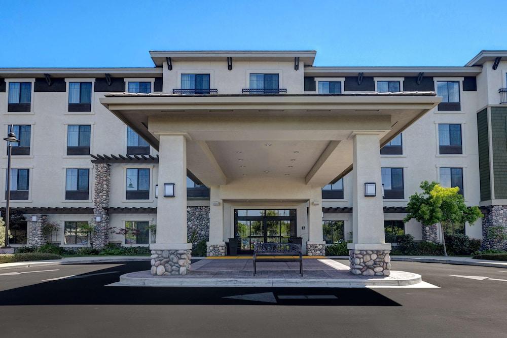 هامبتون إن آند سويتس سان لوي أوبيسبو المنطقة الخارجية