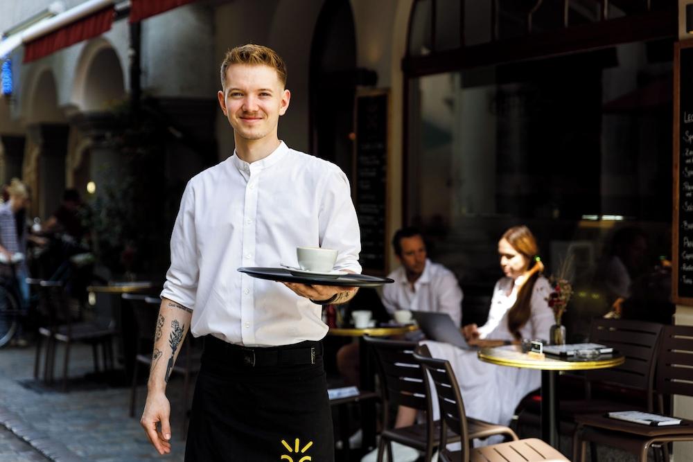 بوهيميان هوتل