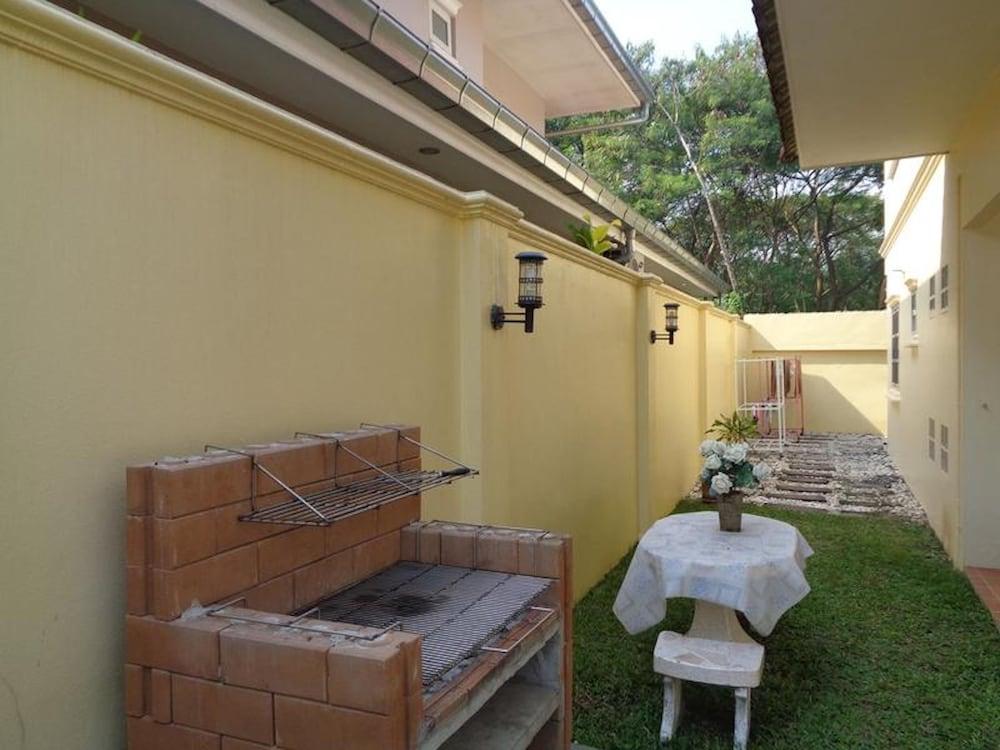 4 بد روم فيلا برايفت بول سنترال باتايا 15 مين أواي المنطقة المحيطة بالمنشأة