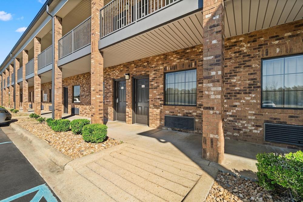 أميريكاز بيست فاليو إن بيهاليا المنطقة الخارجية