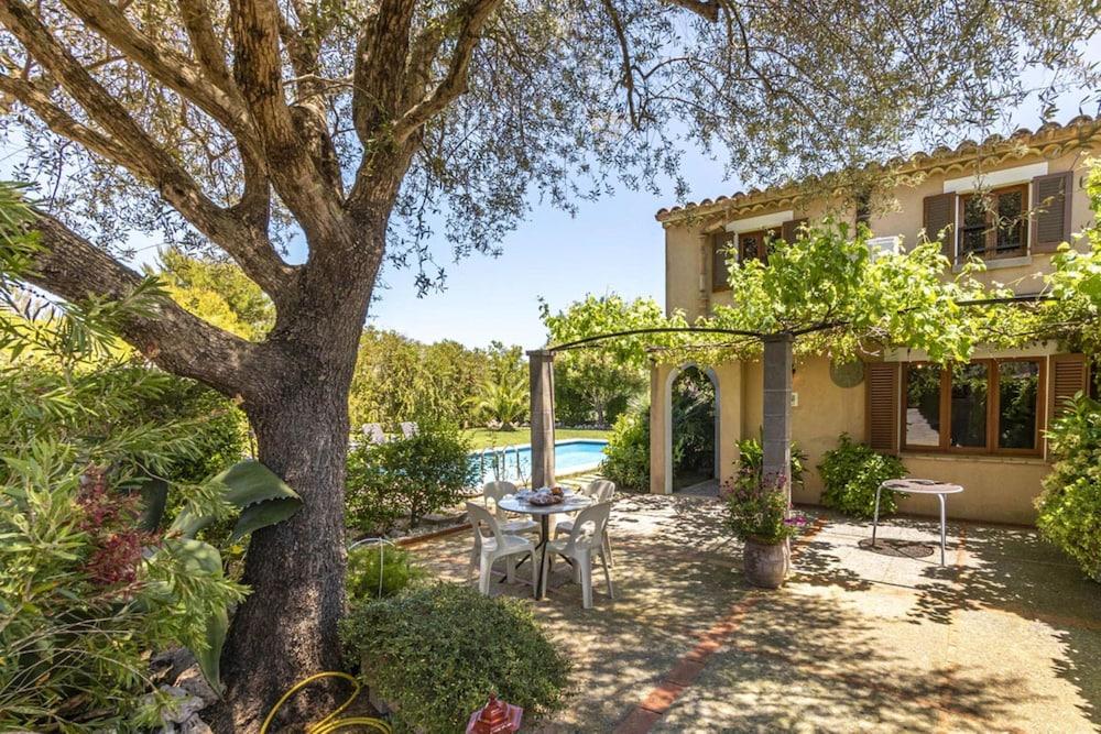 Villa - 2 Bedrooms with Pool and WiFi - 107924 Property Grounds