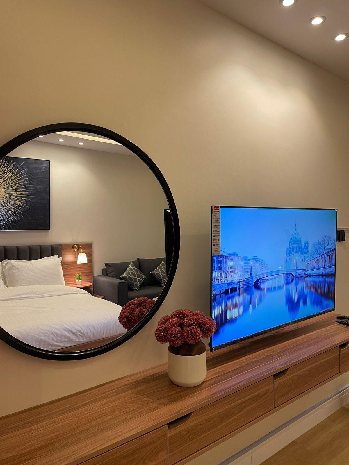 Elegant Studio with Self check-in | 5387 Bedroom