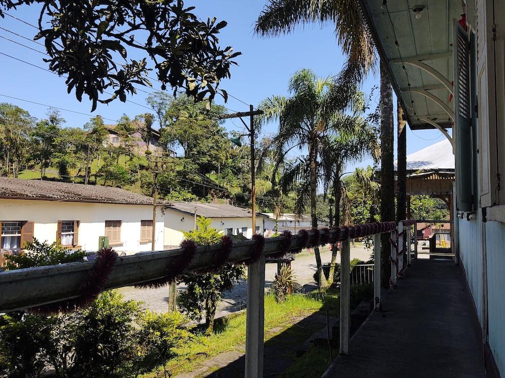 بوسادا شامبالا بارانابياكابا المنطقة الخارجية