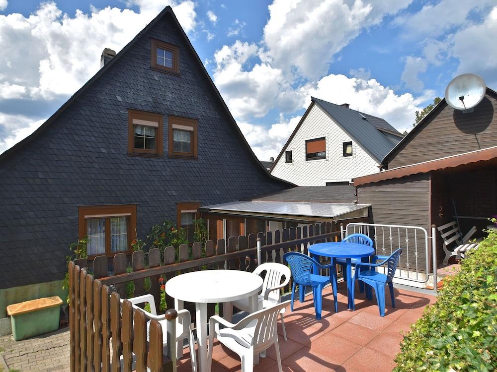 بريتي هوليداي هوم إن نيوستادت آم رينستيج ني ر سكاي أريا المنطقة الخارجية