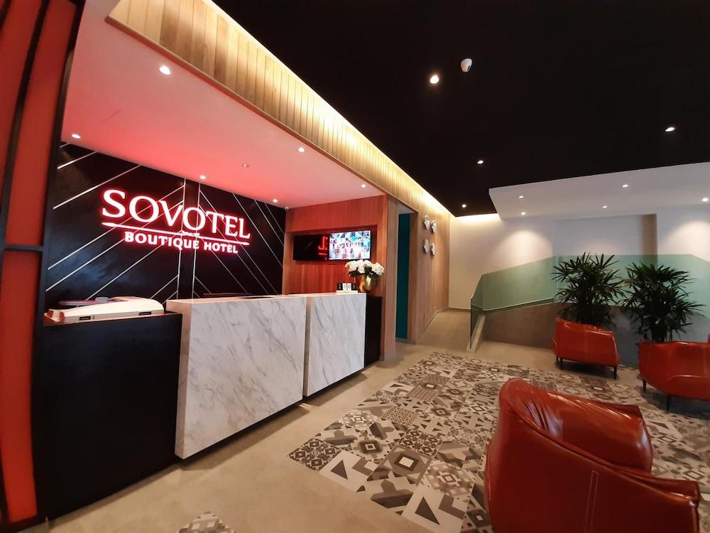 Sovotel Conezion Putrajaya Lobby