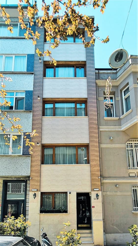 Cihangir Flat Exterior