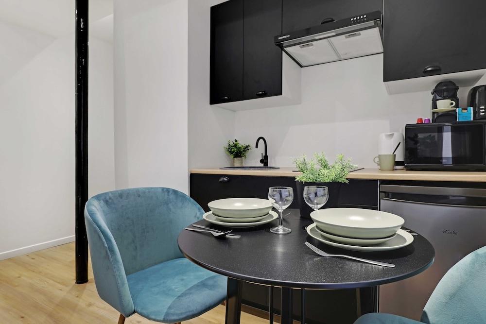 كومفورتابل ستوديو - 2ب - نير ذا سوربون الصورة الأساسية